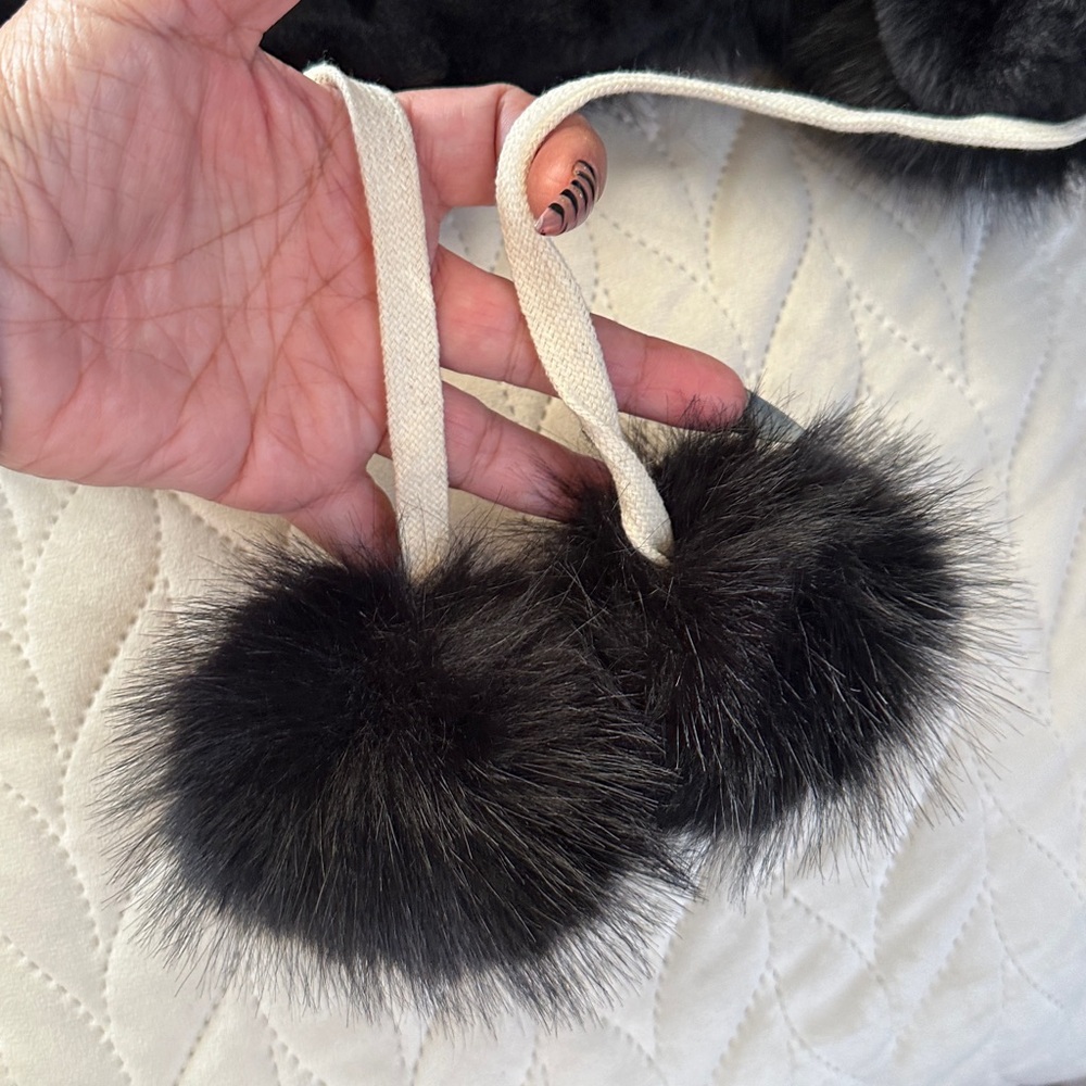 Furry Hello Kitty Hat - image 3